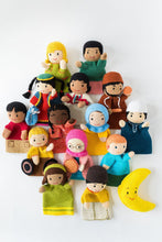 Load image into Gallery viewer, Ramadan Crochet Hand Puppets | Full Set